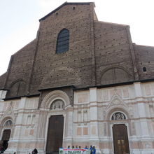 サン ペトローニオ聖堂 