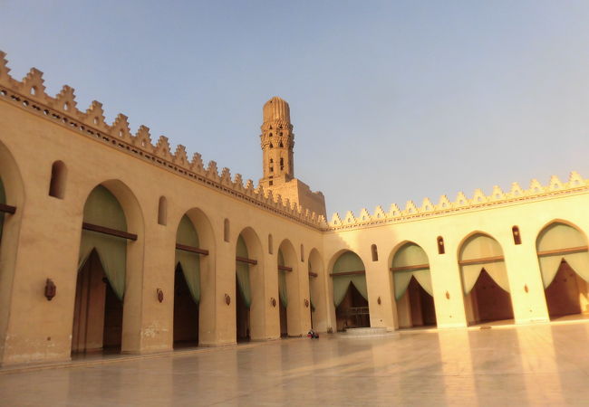 再建されて美しい