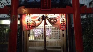 後光が差して船を救った