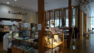 「エルムの森」内の売店