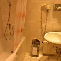 浴槽は浅いが洗濯はできる