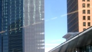 先頭座席は運転手さん気分が味わえます