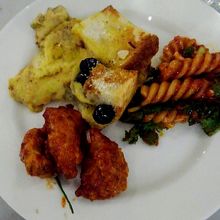 ラウンジ朝ごはん