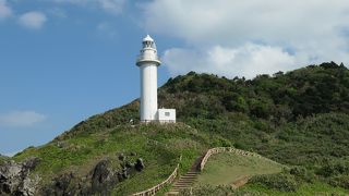 遭難慰霊碑も立つ御神崎