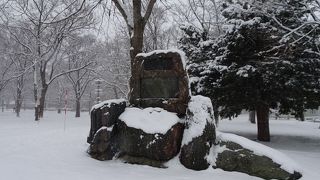 クラーク像の近く