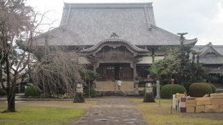 本経寺大村家墓碑群