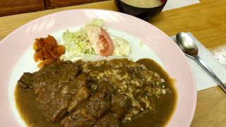 ランチ営業もしている居酒屋