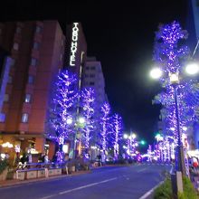 渋谷駅側から公園通りを眺める