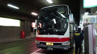 高速バスはTV付