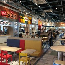 マリンコート内