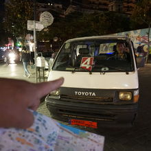 ハムラ地区で下車。