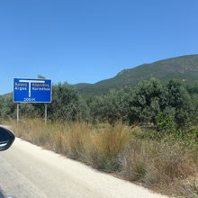 帰りはこの旧道を左折すると近道