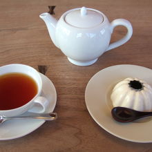 昭和のババロアと紅茶