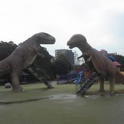 恐竜のいる公園です。