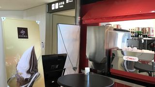 軽く食事が取れる