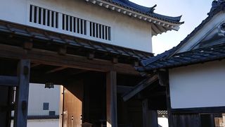 掛川城の立派な門