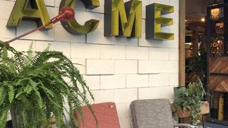 おしゃれな家具店