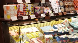 えびたっぷりのおせんべい