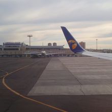 帰国の機内より