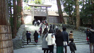 （再訪）お賽銭は禁止です