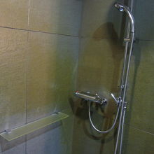 羽田空港国際線 ANAラウンジ (110番ゲート付近)