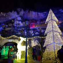 夜はイルミネーション