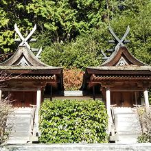 春日堂と白山堂