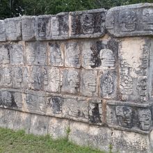 どくろの串刺し