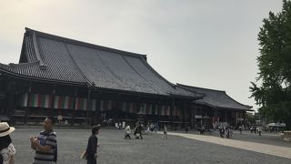 法要の時は垂れ幕が