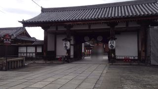 北大門から北総門まで