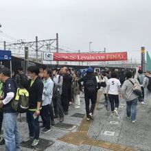 会場に向かいます。