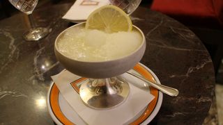 喫茶室は、・・・・残念