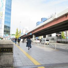 南西詰辺りからの様子