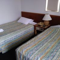 部屋は明るい感じ