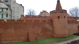 かつてワルシャワ旧市街地を守った「城壁」