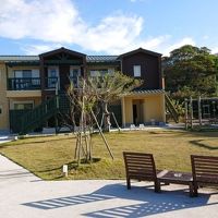 ホテルの中庭。プチリゾートの気分に浸れます。