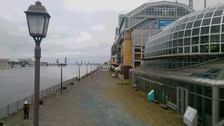 幣舞橋がかかる川