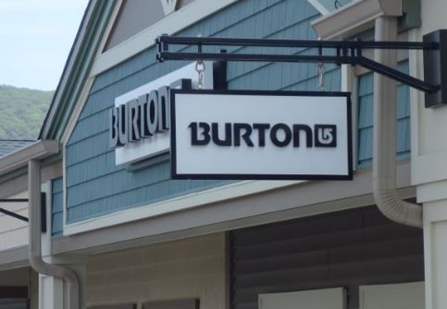 スノボブランドはストリートファッションが人気