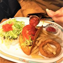 チリソースはかなり辛いので、かけすぎ注意（2018年12月）