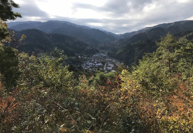 長野県の城跡巡り：妻籠城跡、中山道沿いに