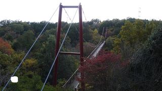 観音山に架かる吊り橋