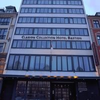 外観はビジネスホテル風ですが、素敵な雰囲気のホテルです