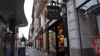 PAURオペラ通り店