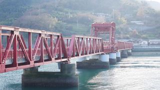 日本最古の跳ね上げ式の橋、大洲の長浜大橋