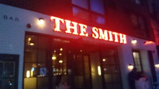 夜は小粋なステーキでディナーを！