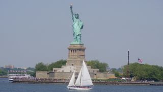 フェリーから見る