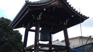 毎朝6時に撞かれる