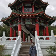 忠烈祠の奥の文烈士祠