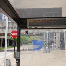 次のバス到着までの時間が表示されています