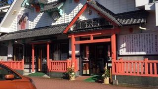 お面がたくさん